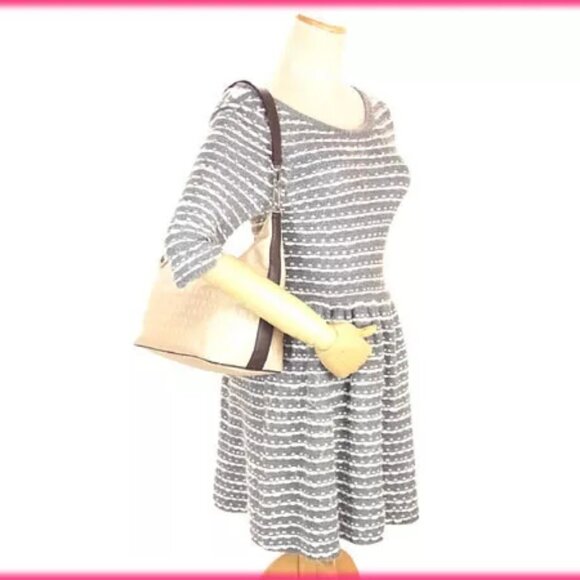 BVLGARI Shoulder Bag Logomania Beige ?~ ?~ Authentic USED - Picture 4 of 7